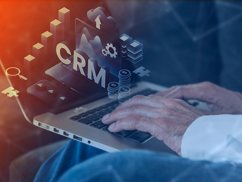 Comparativa 2025: Dynamics 365 vs Salesforce vs Zoho CRM ¿cuál elegir?